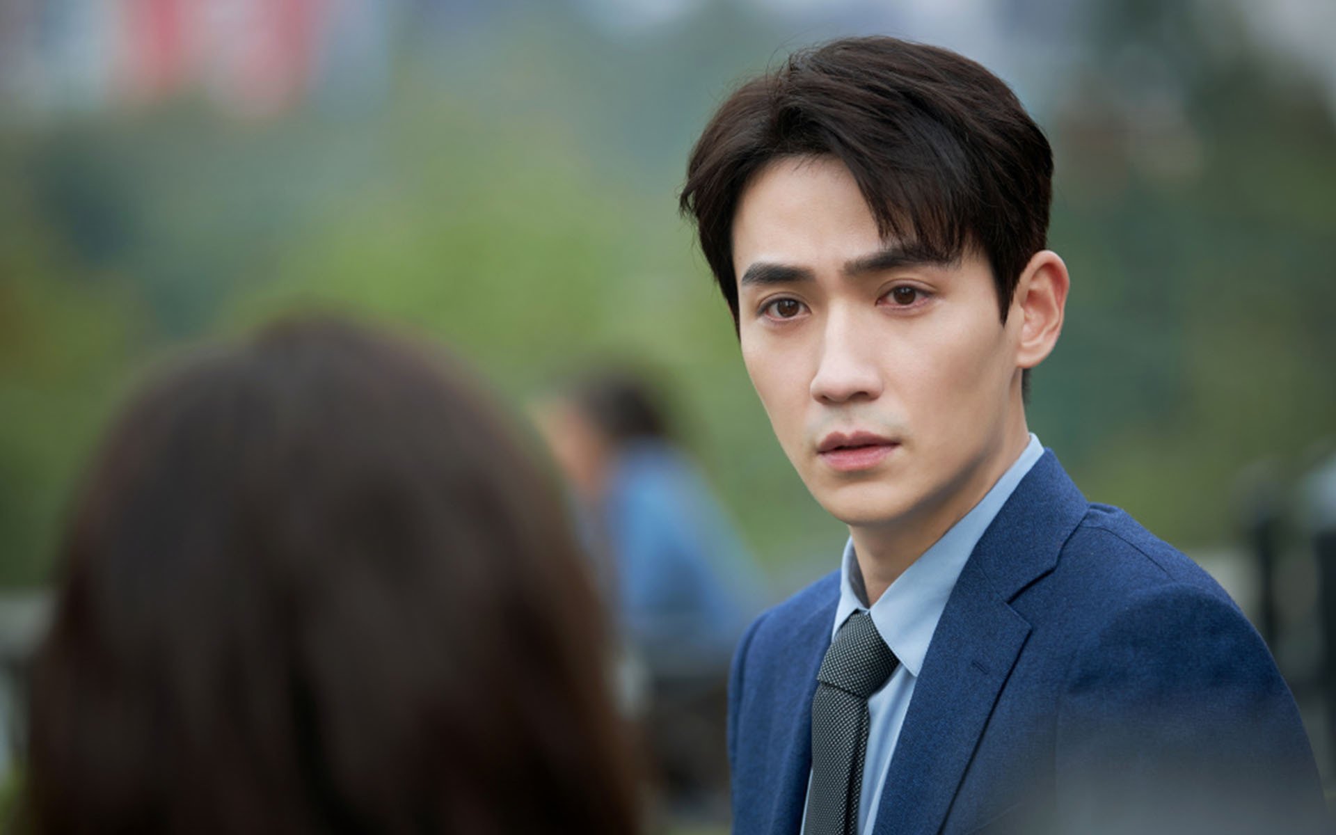 钢刃破浪,黄喜灿的速度魔法与波兰的钢铁防线