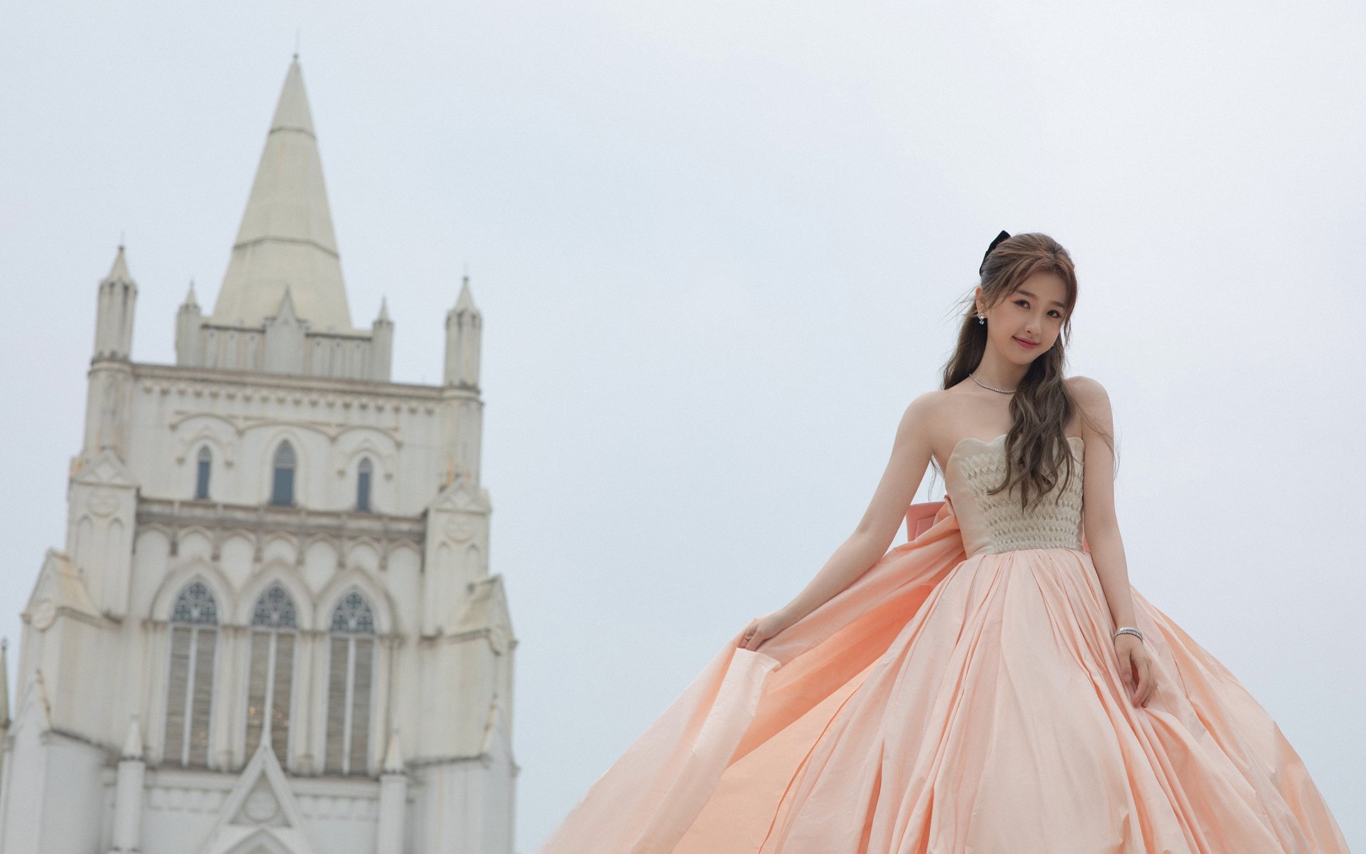 跨越次元的对决,当东决横亘在西部双雄之间