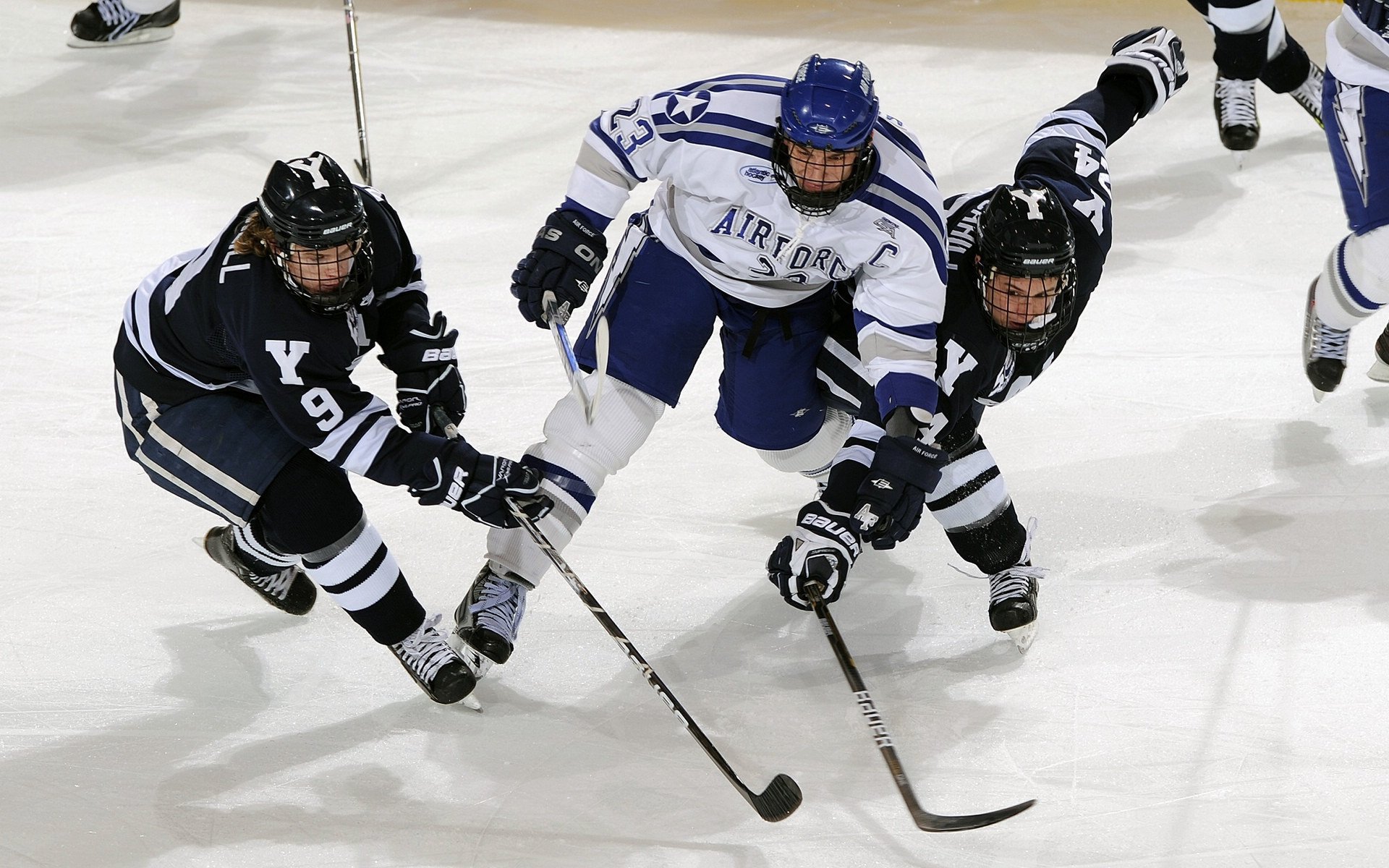 团队碾压与个人接管，公牛与詹姆斯的篮球哲学双重奏